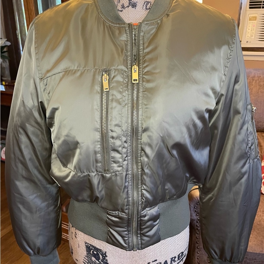 H&M Vibrant Silk like Green Olive Orange Lined Bomber style Jacket